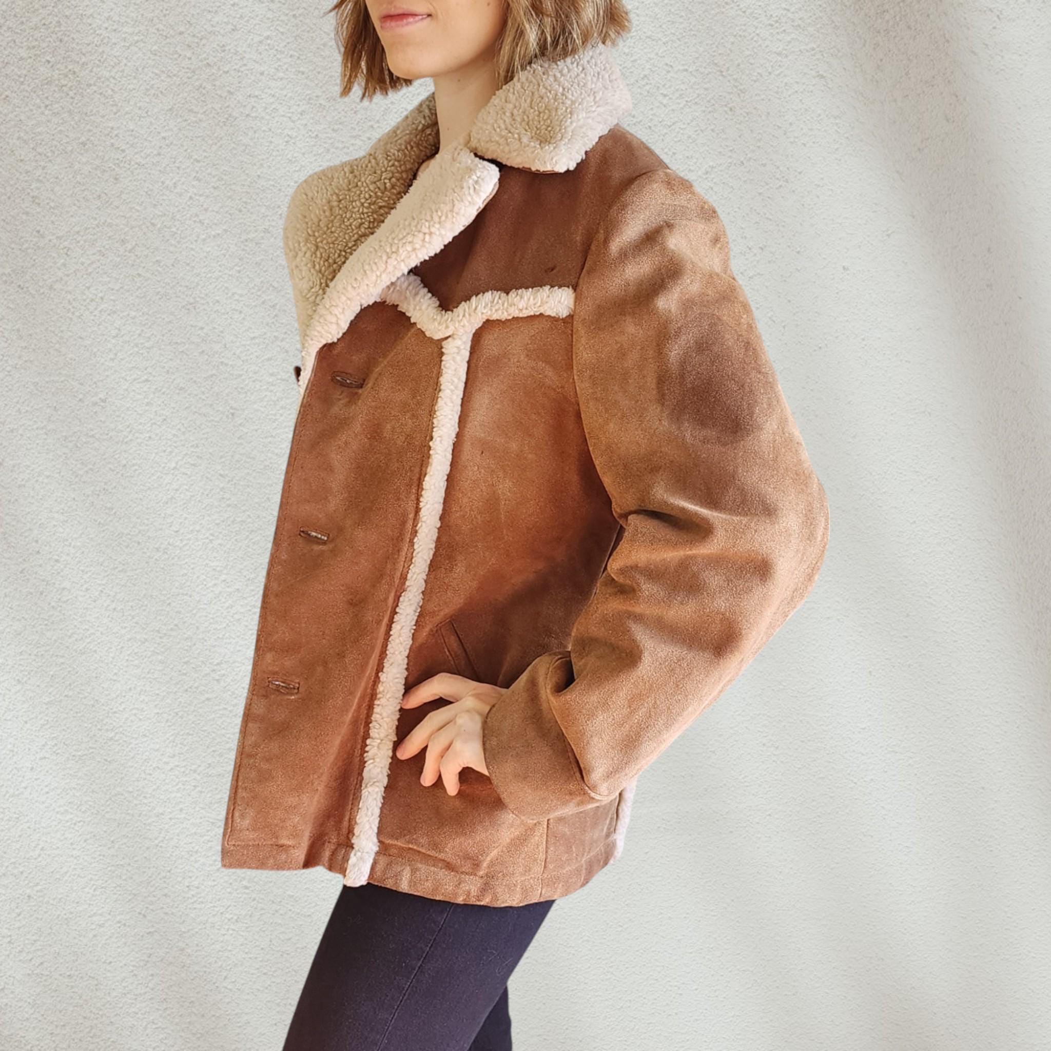 Men's 1970s Vintage Suede Leather Jacket With Faux Fur Lining