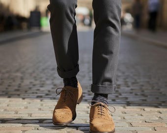 Loake Brown Suede Oxford Shoes: Handmade Retro Style, Size 8 UK