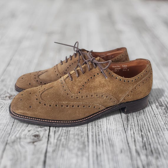 Loake Brown Suede Oxford Shoes: Handmade Retro Style, Size 8  display picture 3
