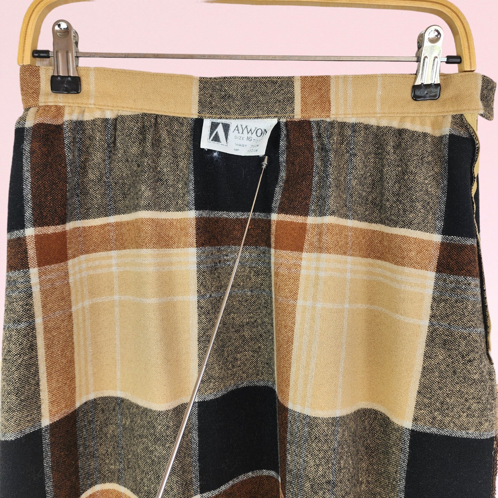1970s Vintage Wool Check Plaid Skirt, Size 12 | Women's 1970s Vintage Wool Check Plaid Skirt, Size 12 | Women's