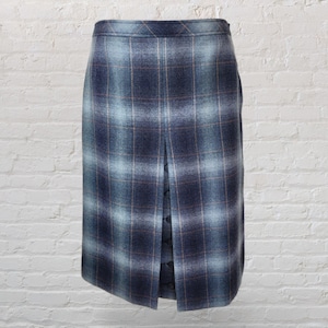 Chic 1970s Check Wool Skirt with Inverted Pleat Detail | Vintage Fashion Delight