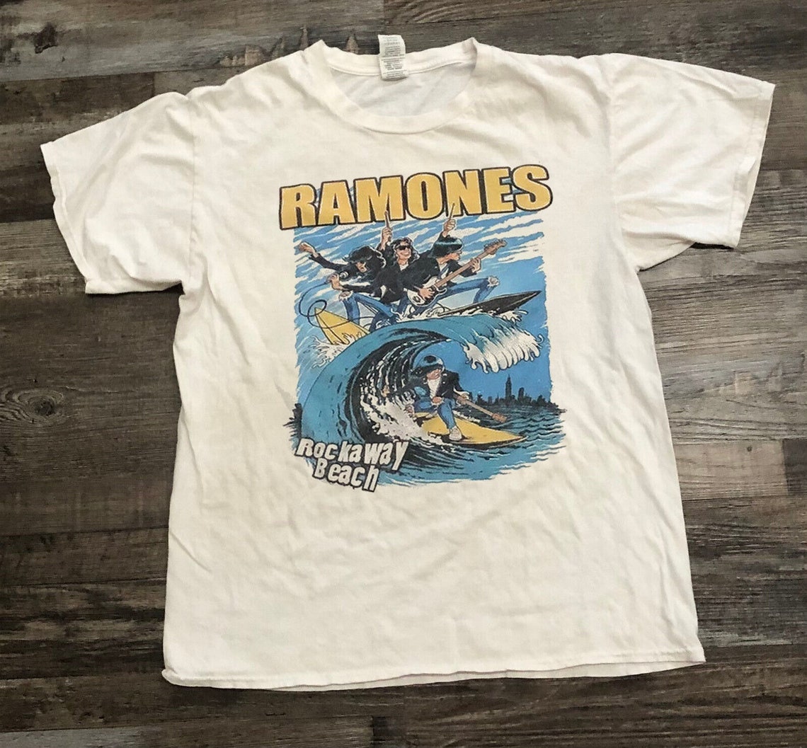 Discover Ramones Rockaway Beach T-Shirt