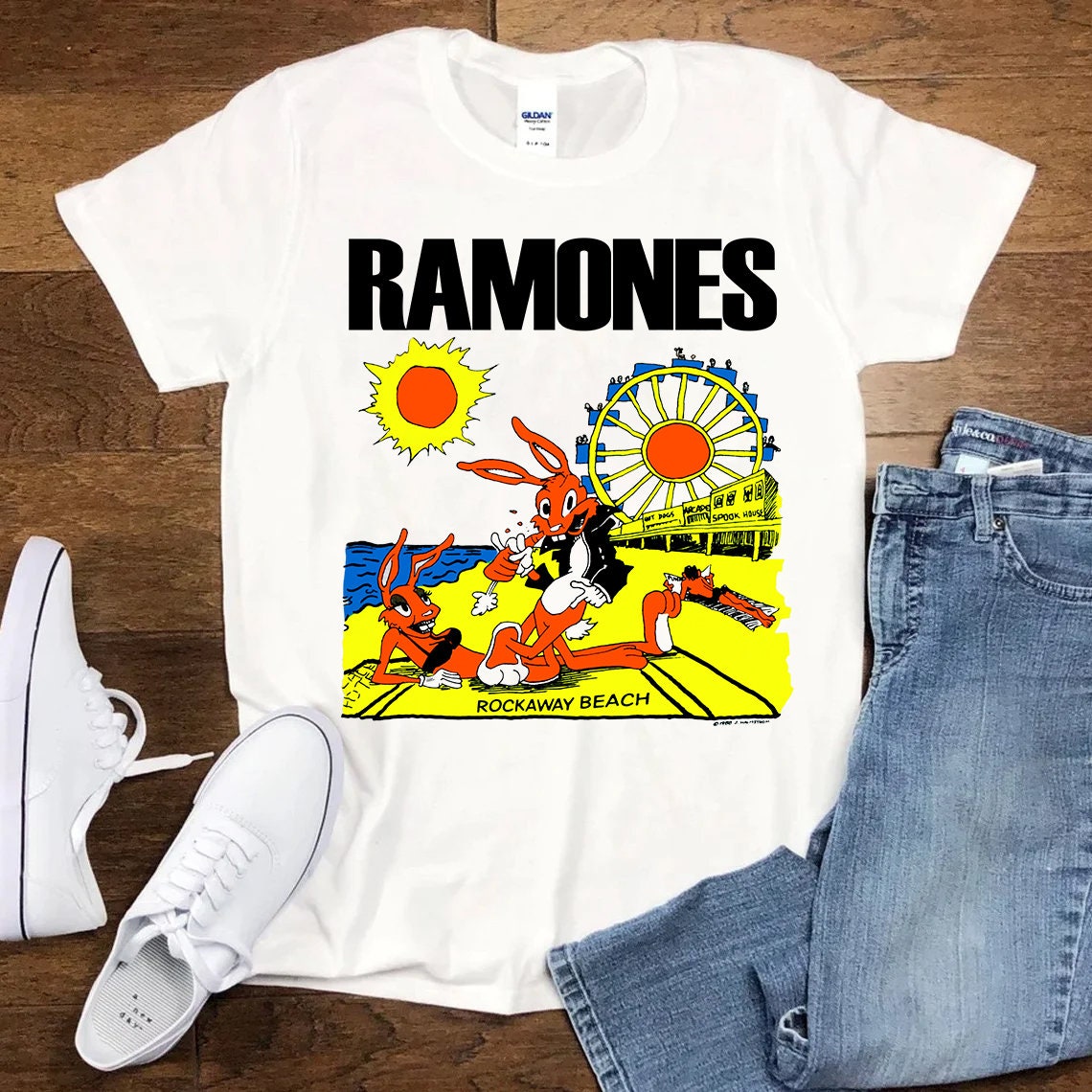 Discover Vintage 1988 RAMONES Rockaway Beach T-Shirt