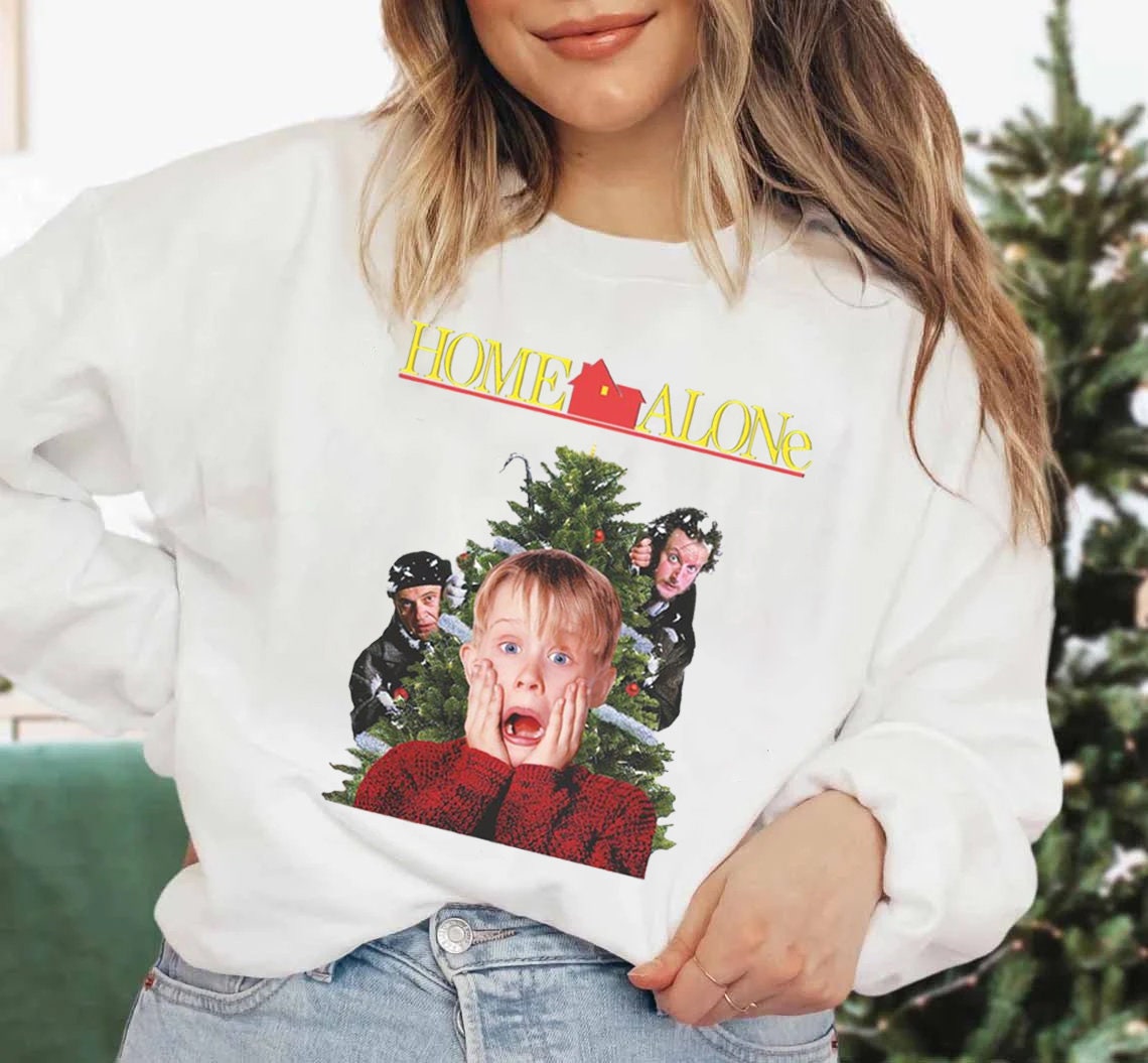 Discover Home Alone Kevin Screaming Wet Bandits Merry Christmas Sweatshirt