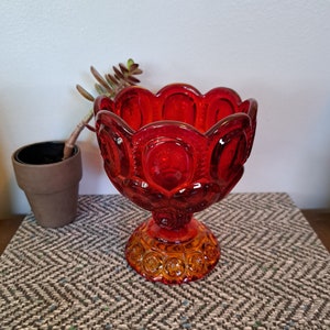 Le Smith amberina moon and star compote on pedestal