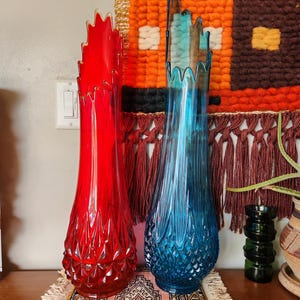 Choice of Le Smith Swung Vases