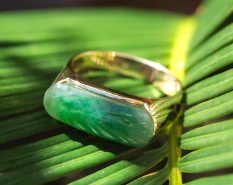 Anillo de jadeíta natural en oro de 14 quilates / Joyería vintage con corte cabujón alargado – Desiree