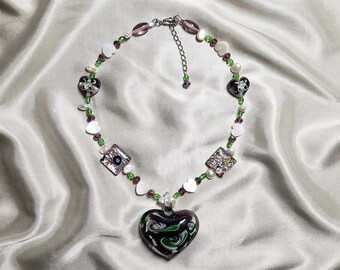 Visenya/ Beaded necklace/ Freshwater pearl necklace/ Lampwork glass heart pendant