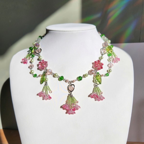 Aurora / Beaded necklace/ Pearl necklace/ Fairycore necklace/ Cottagecore necklace/ Floral/ Flowers