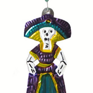 La Dama Ornament