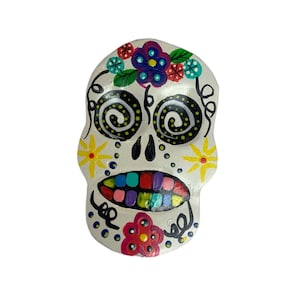 White Skull Magnet