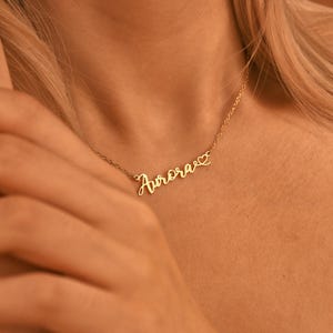 Collar con nombre personalizado y corazón • Collar para mujer • Collar con nombre dorado • Regalo para el Día de la Madre • Collar para mujer • Collar para pareja