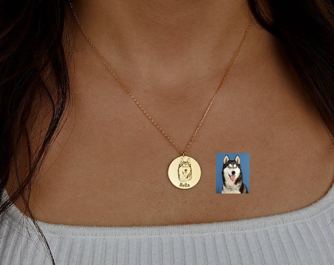 Custom Pet Portrait Necklace, Personalized Mothers Day Gift, Dog Portrait Necklace, Pet Memorial Engraved Necklace,Dog Necklace Gift for Mom