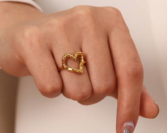 Elegant Stainless Steel Heart Ring, Silver or Gold