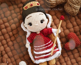 Queen Lucia PDF amigurumi crochet pattern