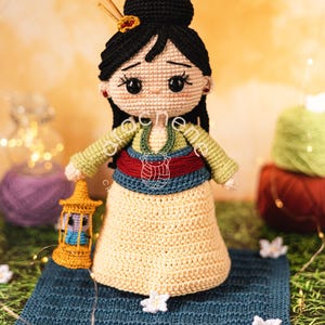 Crochet Pattern aracnene ORIENTAL MAIDEN