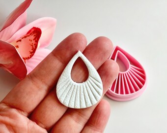 Teadrope Polymer Clay Cutter with Lines, Earring Making Tool, 3 Sizes, #R372