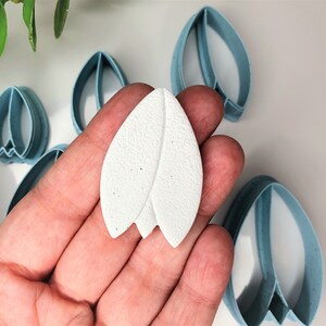 Tulip Flower Clay Cutter, Flower Cut Shape Cutter, Sharp Cutting Edge, Polymer Clay Cutters, Clay Tools, Pattern Blade, 7 sizes, #0066