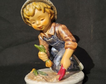 Hummel figurine "todays children"