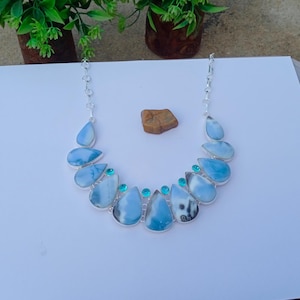 Hermoso collar de ópalo azul y topacio azul hidrocristalino / Collar chapado en plata 925 / Collar ajustable de joyería