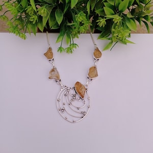 Collar de piedra cruda de citrino natural / Collar bañado en plata 925 / Collar de diseñador / Collar llamativo / Regalo para su hermana