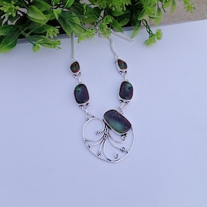 Wunderschöne Chrysopras-Halskette, versilberte Halskette, zierliche Halskette, Geschenk für ihre Schwester, BOHO-Halskette, Chrysopras-Halskettenschmuck