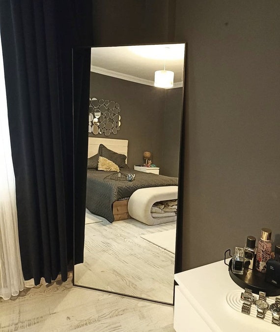 Black 2024 mirror bed