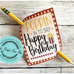 Simpatica etichetta di buon compleanno con popcorn - Tema popcorn di ritorno a scuola - Basta entrare! - STAMPATO e spedito - Personalizzazione disponibile
