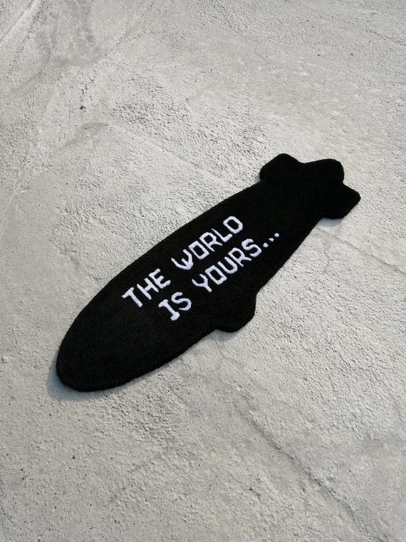 The World is Yours Tufted Rug, Handmade Soft Carpet, Movie Area