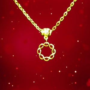 Holiday Wreath Necklace