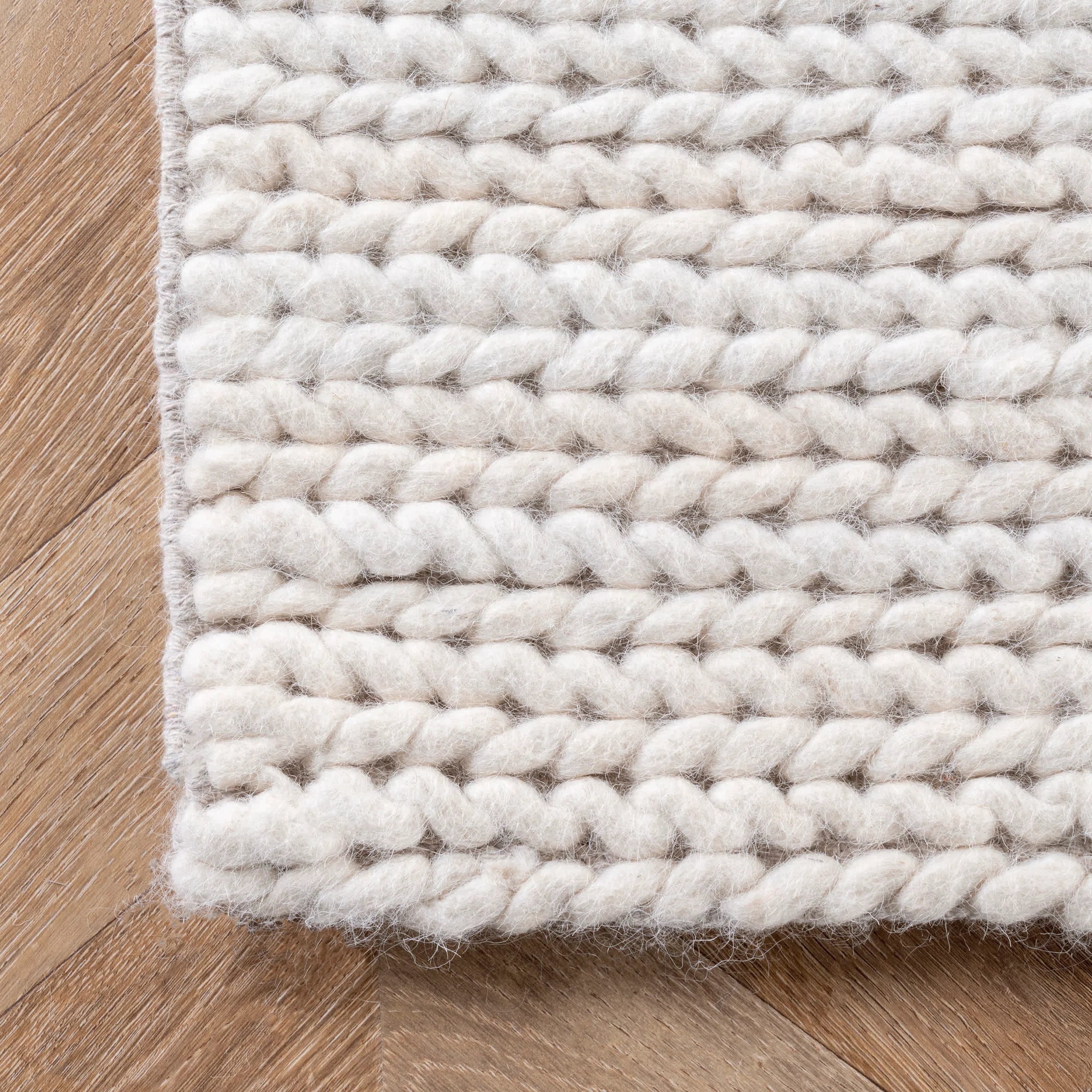 Wool braided rug Etsy Nederland