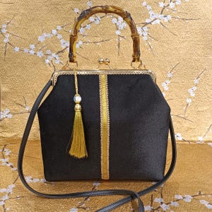 Sac fait main Kiss Lock en velours noir avec rayures dorées - Bambou - Poignée en métal, pampilles dorées - Bandoulière en similicuir