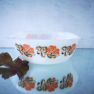 Vintage European milk glass Schott n Gen Mainz Jena Glas Etno Floral pattern casserole dish with lid