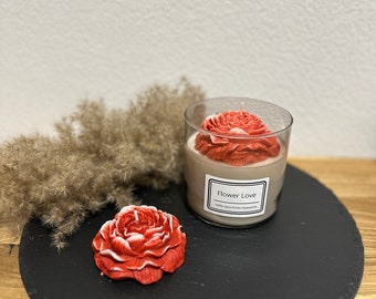 Handcrafted flower candle - 100% natural soy wax