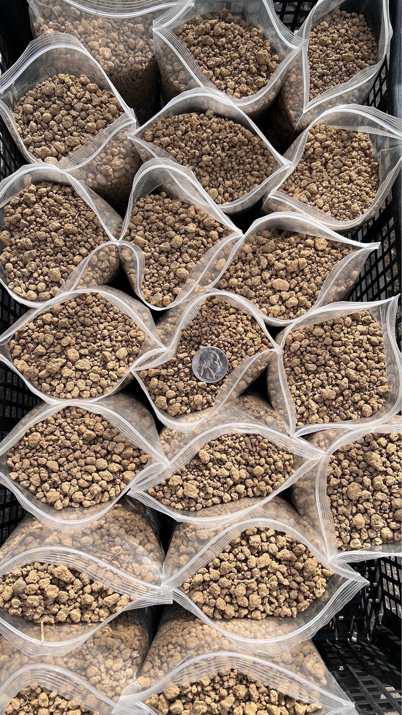 1lb Akadama Kiryu Bonsai Soil for Cactus Succulents Bonsai Plants