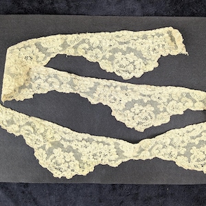 Galon en dentelle point de regard antique du XIXe siècle | Dentelle faite main à l'aiguille de Bruxelles | Bordure florale festonnée de 35 po. | Mariage victorien, couture ancienne