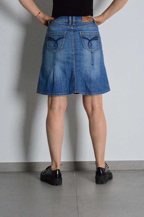 Y2K Faded Blue Pleated Womens Denim Skirt Waist Size … Gem