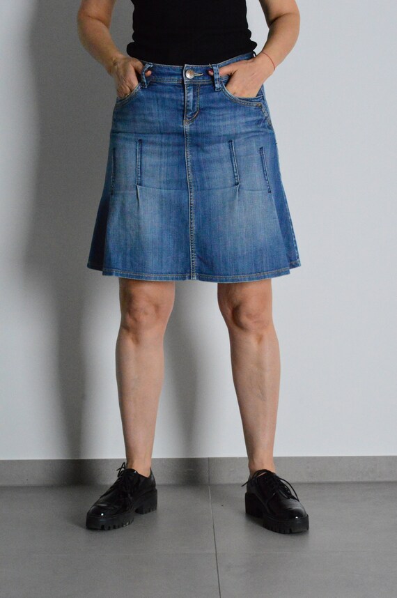 Y2K Faded Blue Pleated Womens Denim Skirt Waist Size … Gem
