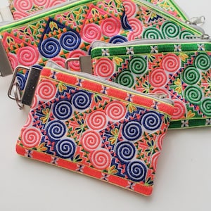 Bolsa de llavero bordada para monedas/tarjetas Hmong