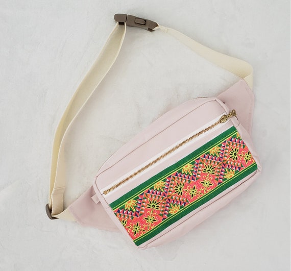 Hmong fanny pack hotsell