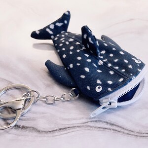 Happy Whale Shark Keychain Zipper Coin Case, Zipper Whale Pouch, Adorable Zipper Coin Keychain, Chapstick Holder, Coin Bag, Zip Bag