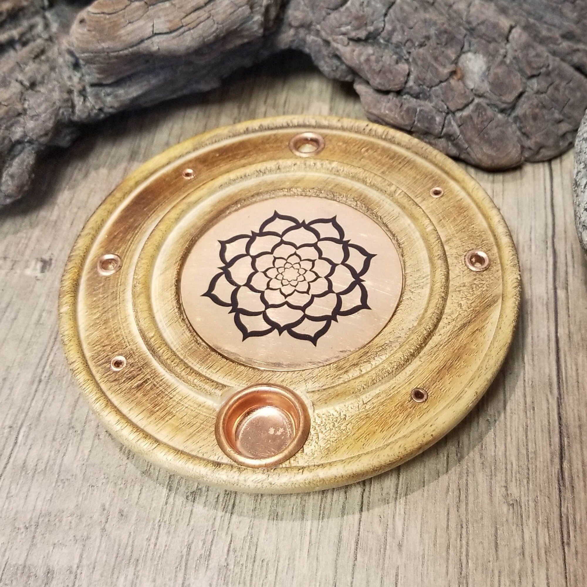 Porte Encens Rond en Bois et Métal Style Lotus Mandala Pour Bâton, Tibétains ou Cônes, Décoration Ma