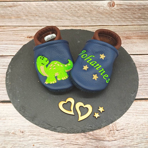 Organic leather dolls with names for baby and children (eco crawling shoes leather pattscherl) Dino gift birth baptism girl boy