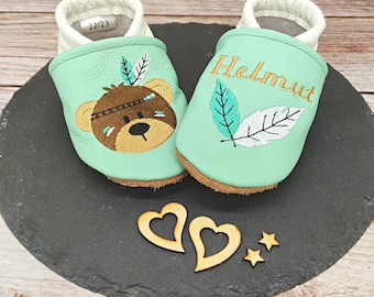 Bio Lederpuschen mit Namen für Baby und Kinder (Öko Krabbelschuhe Lederpatscherl) Indianer Bär Geschenk Geburt Taufe Mädchen Bub