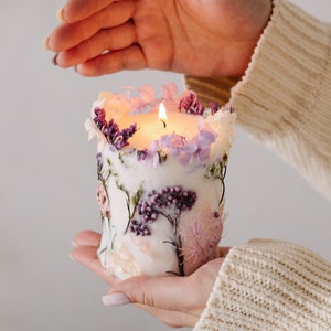 Botanical Dried flower candle, pressed flowers candle, Birthday gift for her, Favors candles, Housewarming gift, Best friend gift candle