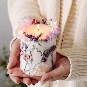 Dry flowers candle, Handmade item, Botanical candle with flowers, Rustic soy candle, Unique gift, Christmas gift, White candle