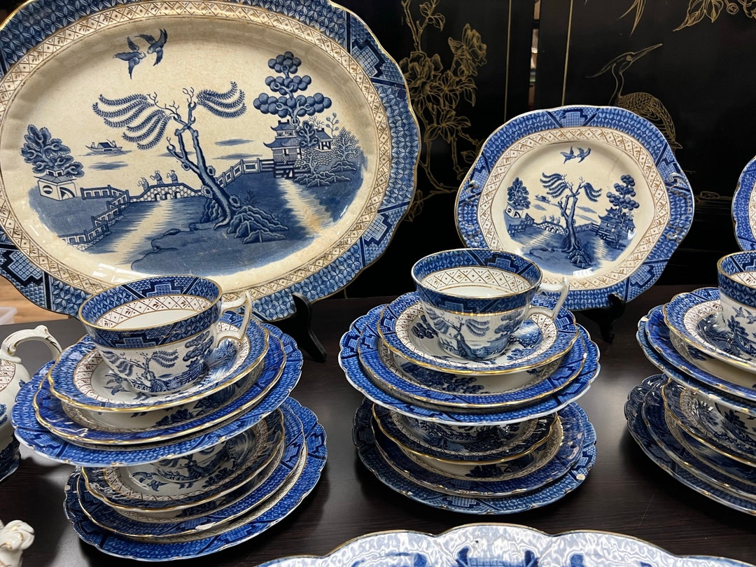 HUGE ANTIQUE SET real Old Willow Dinner Set. 128 Pieces Etsy