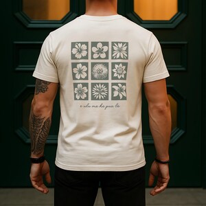 E Ulu Me He Pua Lā Shirt, Hawaiian Flower Sweatshirt, Botanical Block Print Crewneck, Floral Aesthetic Sweater, Farmer&#39;s Market Long Sleeve