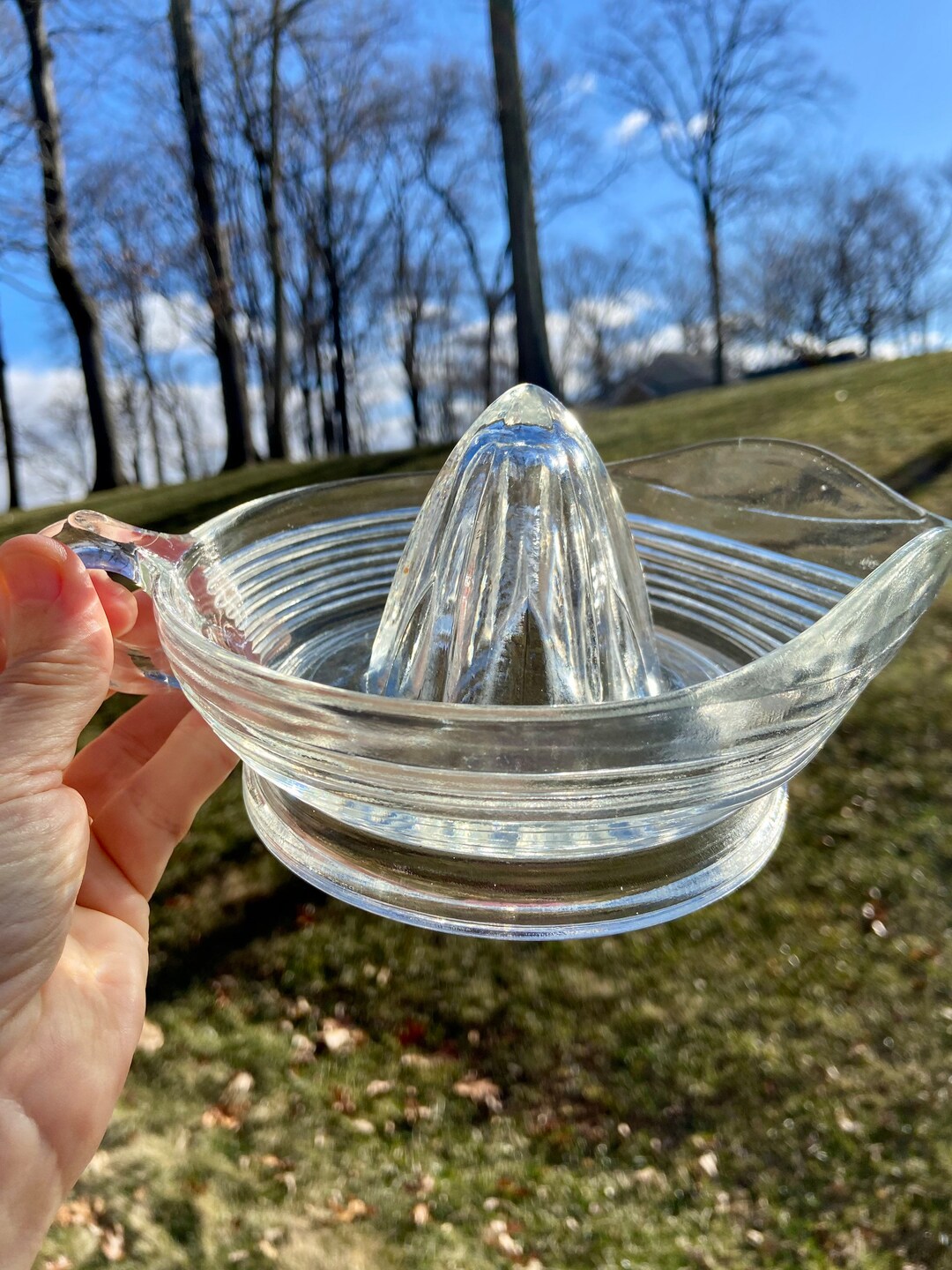 Vintage Anchor Hocking Heavy Ribbed Glass Juicer/reamer/manhattan