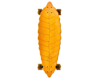 Longboard Autumn Leaf, planche fabriquée à la main, skateboard, cruiser, surfskate, roues de requin, fait main, premium, haute qualité, unique, fait sur mesure